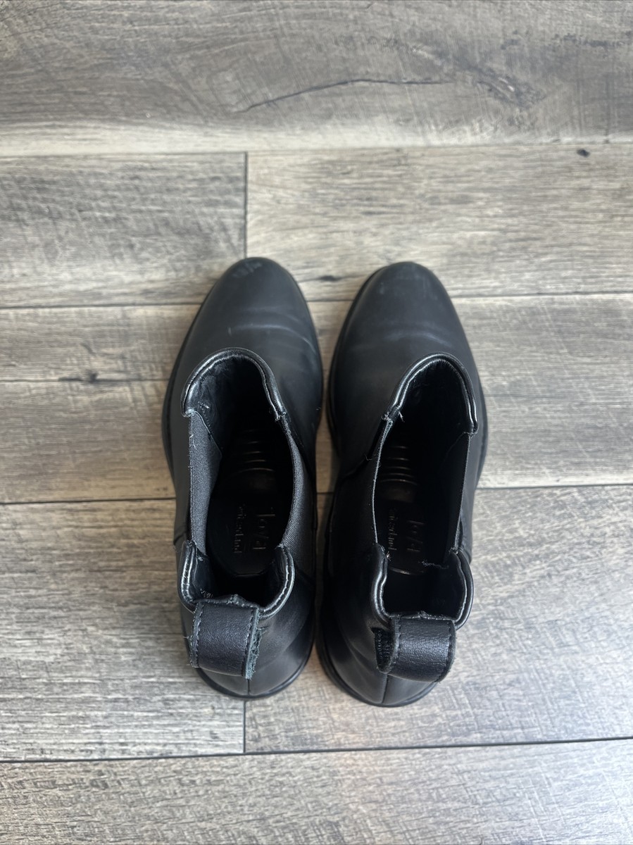 Vince Men\'s Black Leather Chelsea Boots  Size 8.5 Made In Italy Dave Chelsea Boot in Boots | Vince main image 4