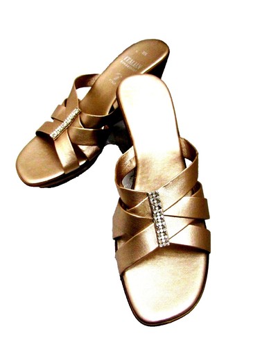 Aimme Lynn BeIt Italian Croco Leather Lined Gold Tone Metal 