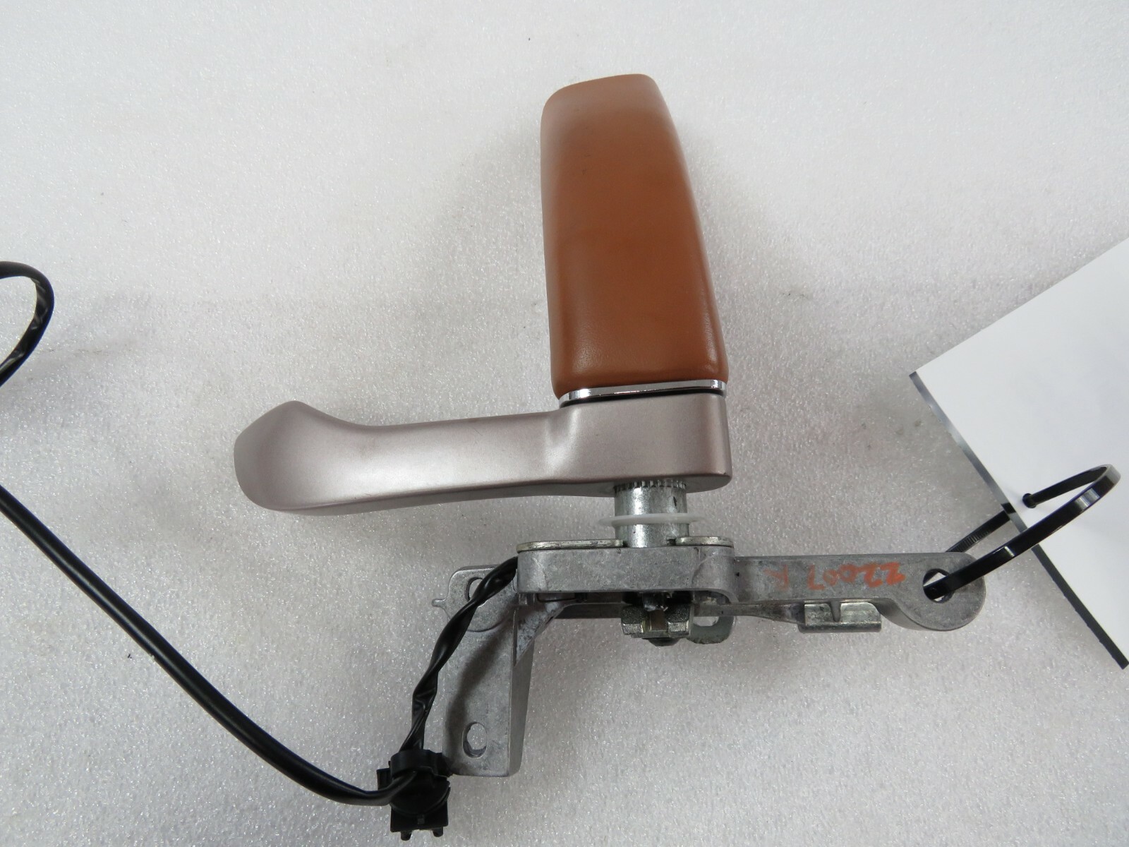 Ferrari California, RH, Right, Interior Door Handle, Cuoio, Used, P/N 69785324