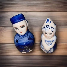 Vintage Holland Boma Delft Blue Dutch Boy and Girl Salt and Pepper Shakers