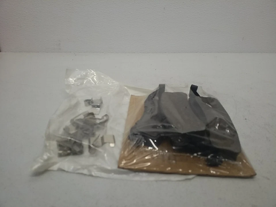 Pastillas de freno de disco de cerámica automotriz TS325C Mighty TS325C Foto 3 de 3