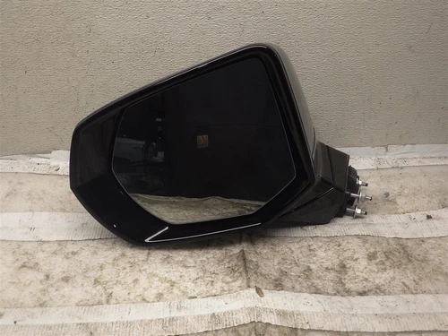 2025 Tahoe LT Driver Side View Mirror 1645038