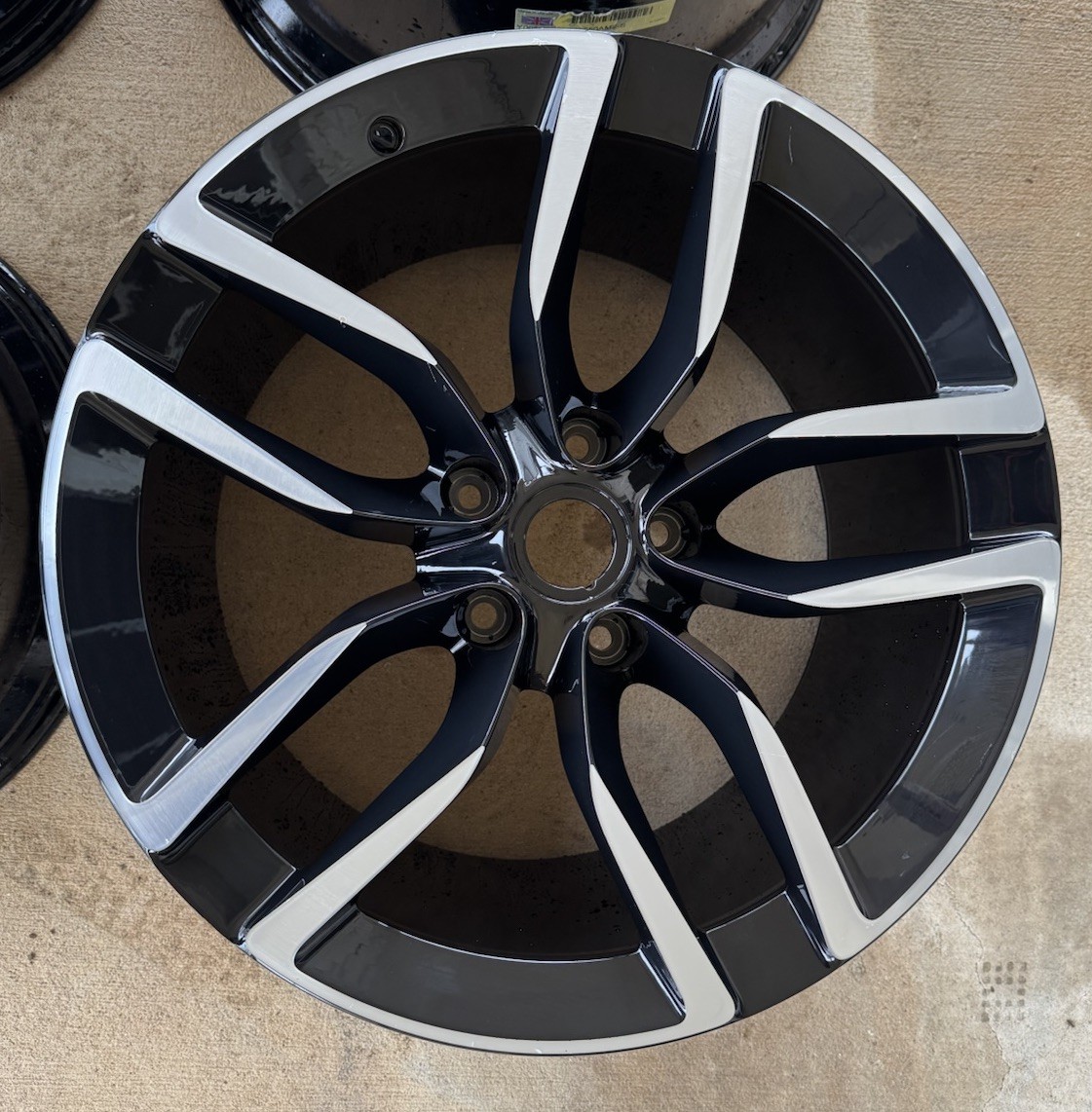 (4) 20” GENUINE ASTON MARTIN VANQUISH VOLANTE  OEM 2ND GEN 2013-2018 WHEELS SET!