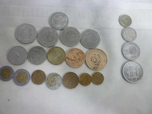 Mexican Peso's Centavos 17 Coins + 4 from Multiple Countries 21 Pcs Total Lot - Picture 5 of 8