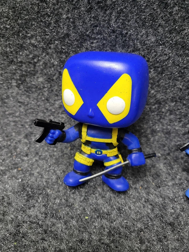 Funko Pop Marvel Deadpool Variante Azul Figura Lote Personalizado X-Force X-Men Cómic Juguete Foto 3 de 4