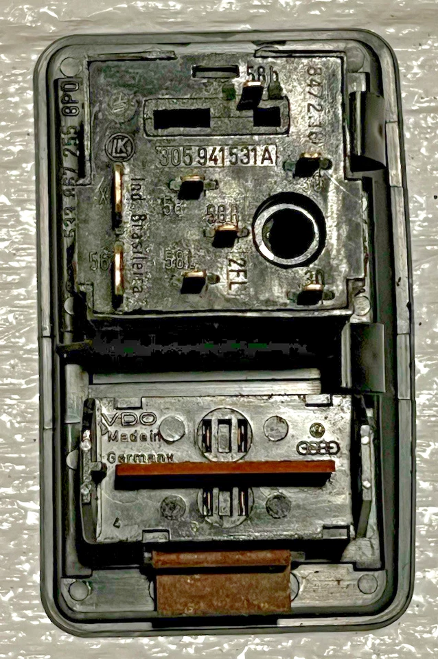 Panel de control de luces Volkswagen Scirocco Foto 2 de 3