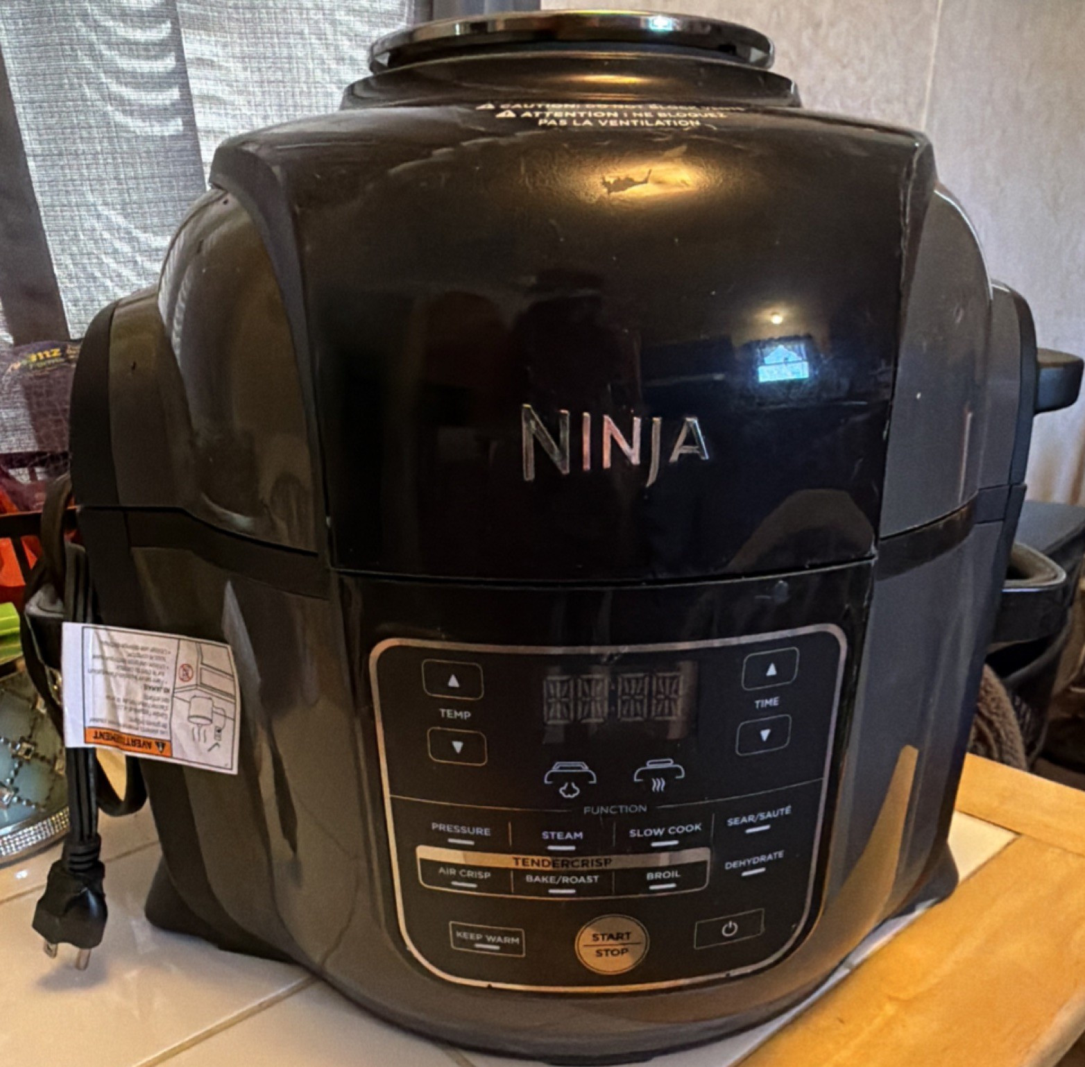 6.5 Qt Multi-cooker Black 1460w