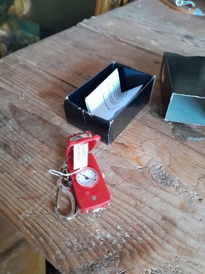 SCHLÜSSELANHÄNGER MINI QUARZUHR