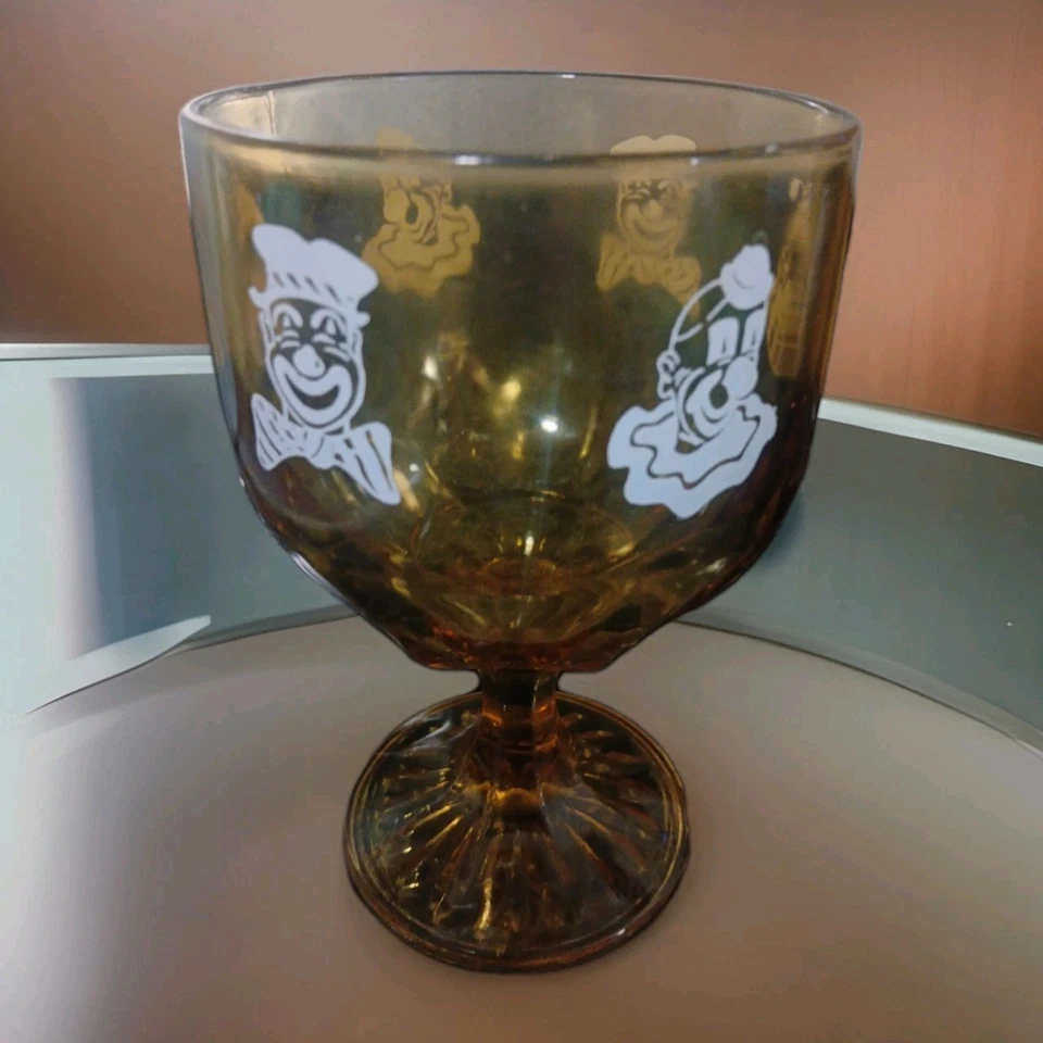 Vaso de cerveza espeluznante citcus payaso ámbar verde único Foto 2 de 2