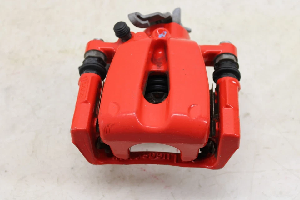 Juego de pinzas de freno Fiat 500 Abarth 2012-2019 OEM ML81 Foto 2 de 4