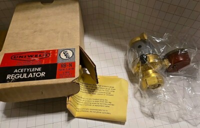 Vtg Uniweld RB-N Acetylene Compressed Gas Regulator 