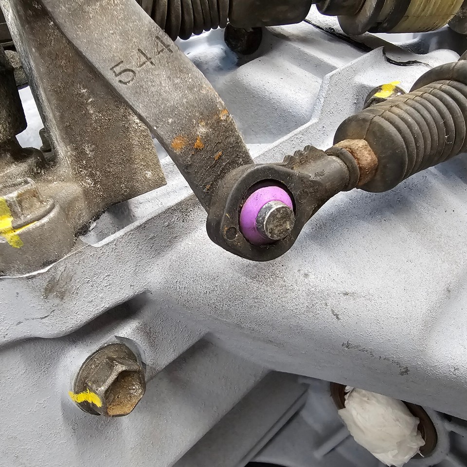 SUZUKI SWIFT GEAR LINKAGE REPAIR BUSHING KIT *5 SPEED MANUAL* SK5