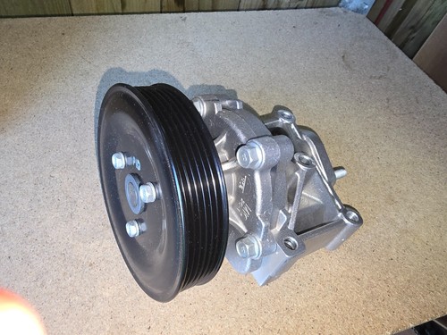 Dodge Journey Fiat Freemont Jeep Compass Patriot Water Pump Assy. K05047138AC - Picture 2 of 5