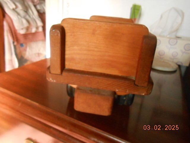 Picture 3 of 9