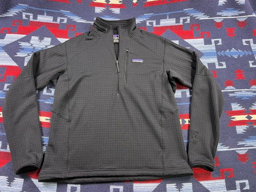 R1 Regulator Fleece Pullover Black 