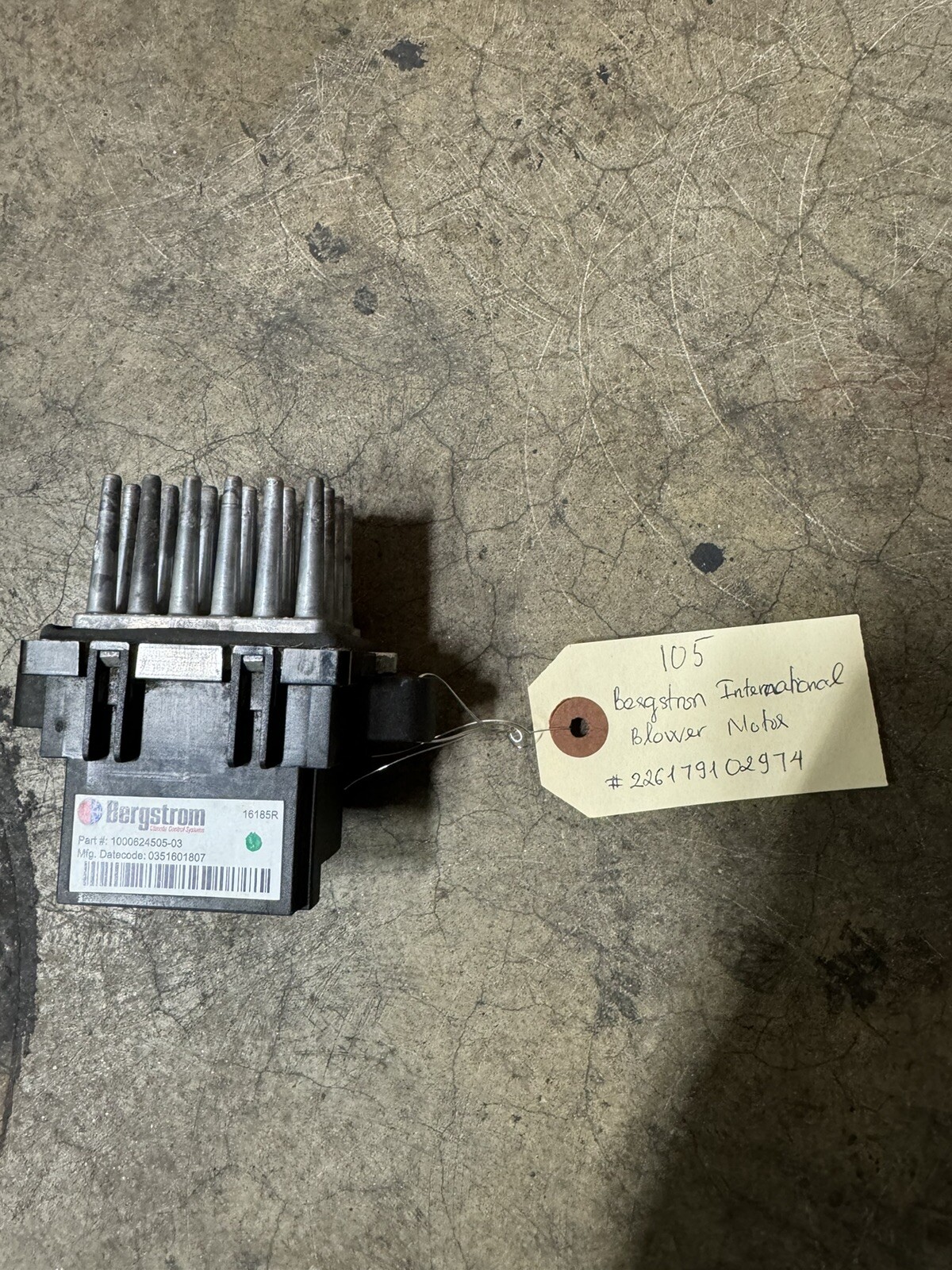 BERGSTROM 1000624505-03 16185R, INTERNATIONAL BLOWER MOTOR 