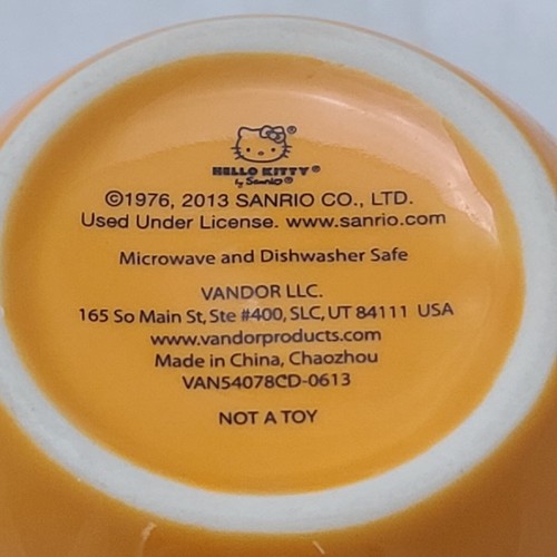 Hello Kitty Sanrio 2013 Large Halloween Coffee Mug Cup 24oz Cat Spider Webs - Picture 10 of 11