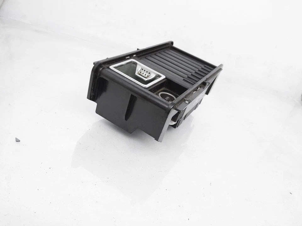 1990-1993 Mercedes-Benz 300Sl Center Console Ashtray *Missing Sliding Cover - Image 4 of 4