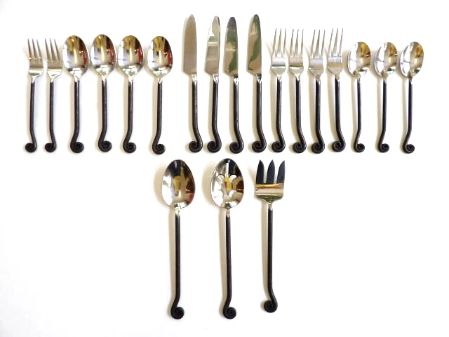 20 Pieces GS Treble Clef Gourmet Setting Black Coil Flatware & Serving Utensils