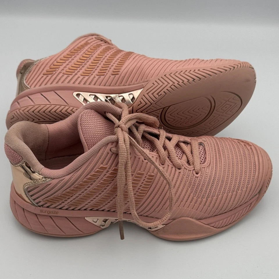 K-Swiss Hypercourt Express 2 Lucky in Love 网球鞋,Mellow 玫瑰/金色 7 码 — 第 4/4 张图片