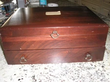 Vtg Reed & Barton Mohogany Wood Anti Tarnish Flatware Storage Chest w/1 Drawer