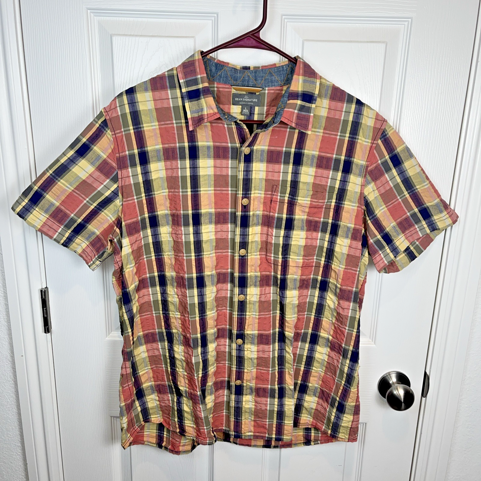LL Bean Men's Large 100% Cotton Short Sleeve Button-Down Shirt in Multicolor Slight Fit