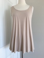 EILEEN FISHER CREPE 100 SILK SLEEVELESS BIEGE ROUND NECK TANK TOP SIZE S