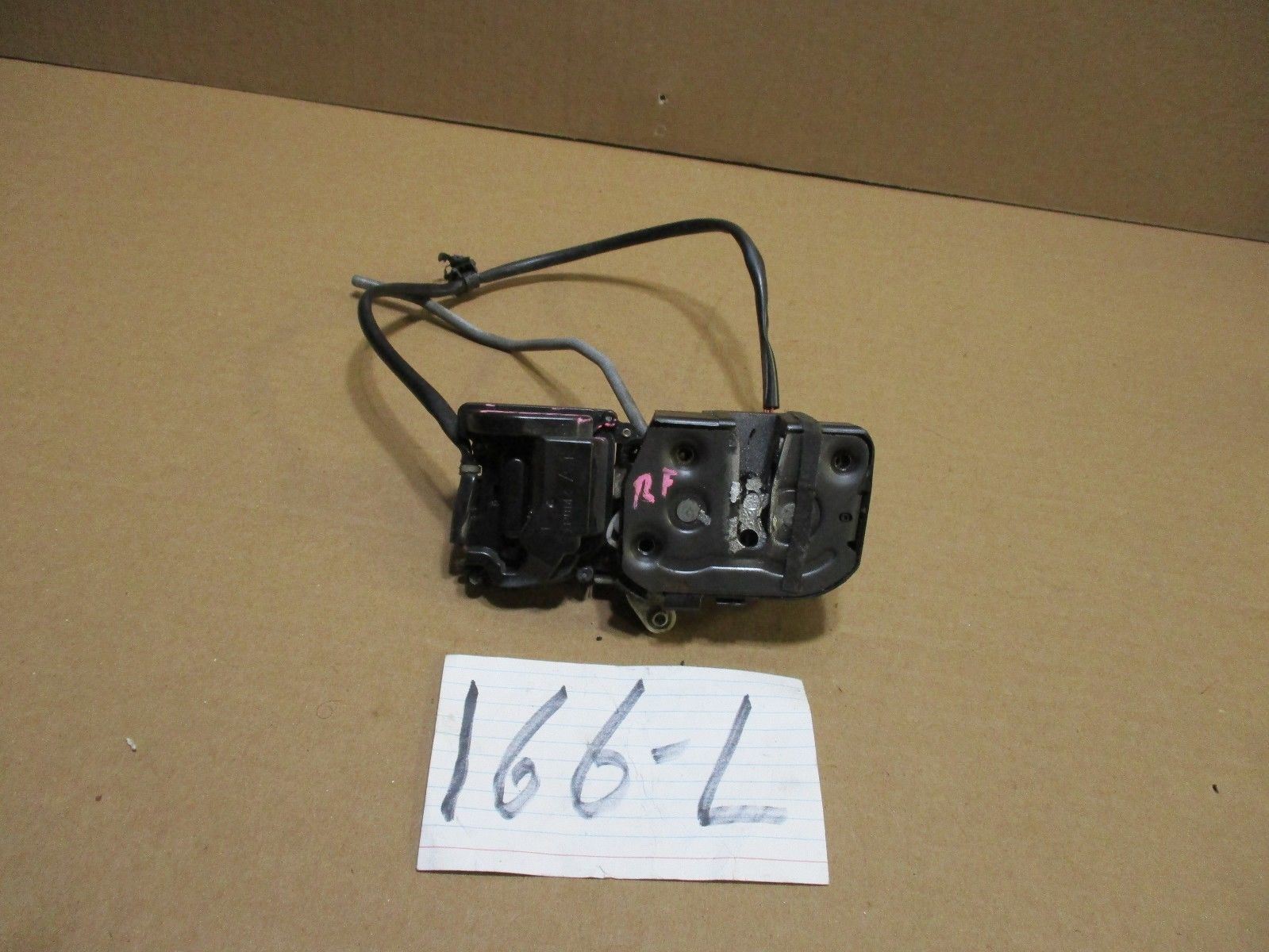 99 00 01 02 03 Protege Passenger Front Door latch power lock actuator #166-L
