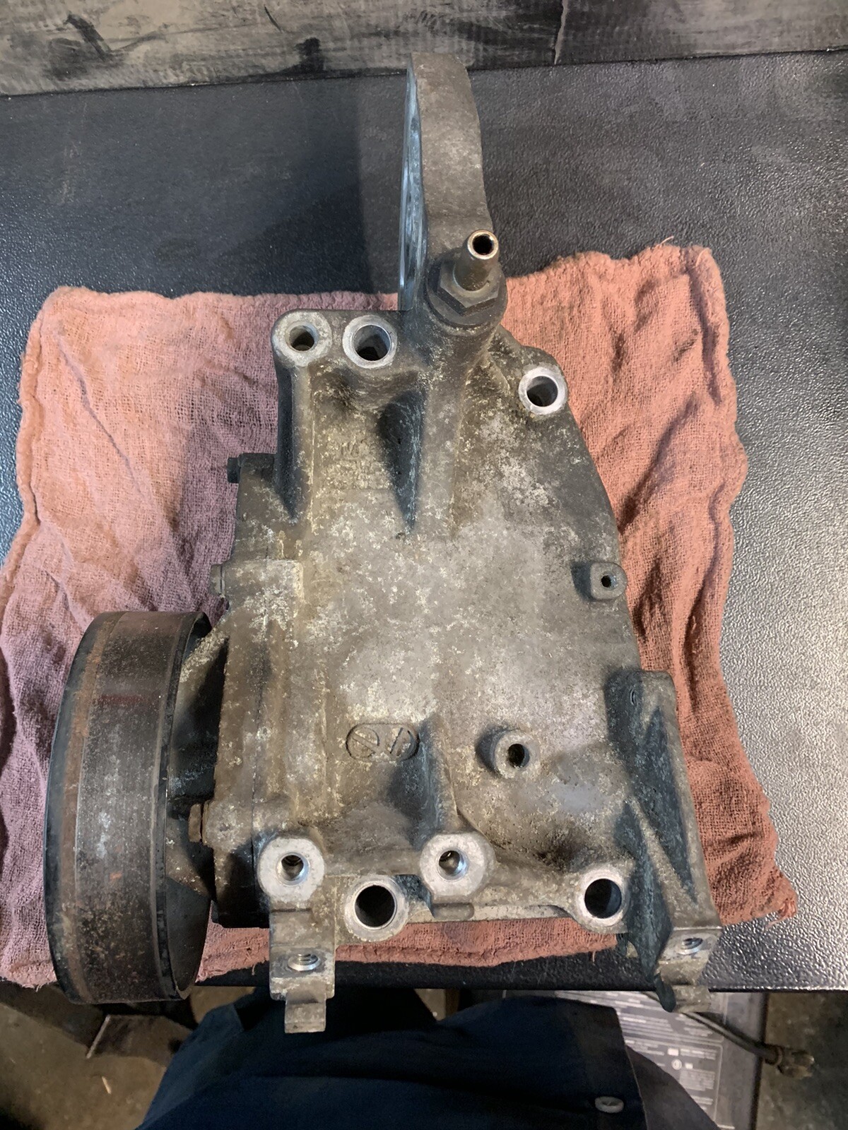 0206 Acura RSX TypeS OEM Water Pump Housing K20A2 k20z1 bracket