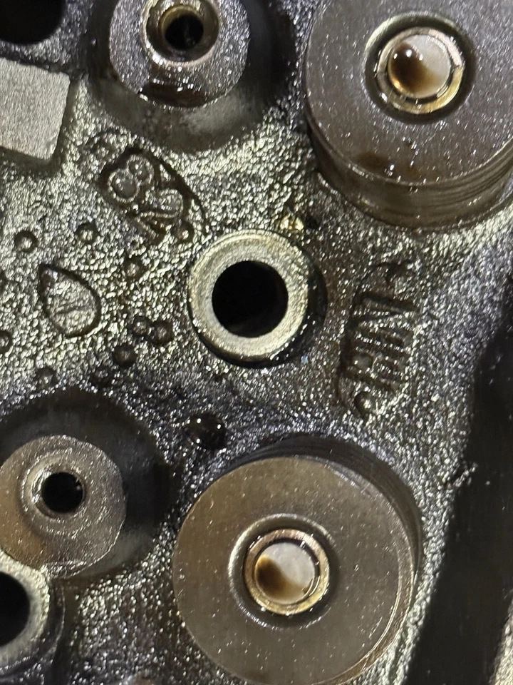 AMC 360 Cylinder Heads 3233344 Casting Jeep CJ5 CJ7 CJ8 Wagoneer Javelin AMX - Imagem 3 de 4