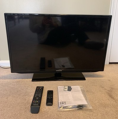 Samsung 32-inch, Full HD 1080p LED HDTV Model: UN32EH5000F w/Remote & Fire Stick