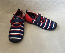 Disney Junior Water Shoes Boys Sz 13 / 1 Mickey Mouse Beach Pool Blue