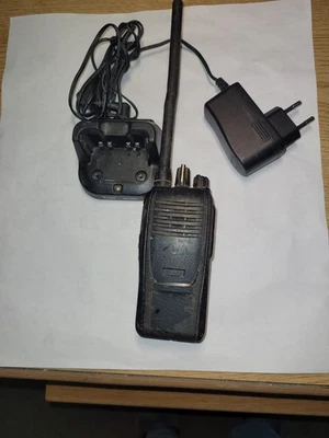ICOM IC-F1000 Handfunkgerät VHF = 136-174 MHz klein und handlich professionell - Bild 1 von 4