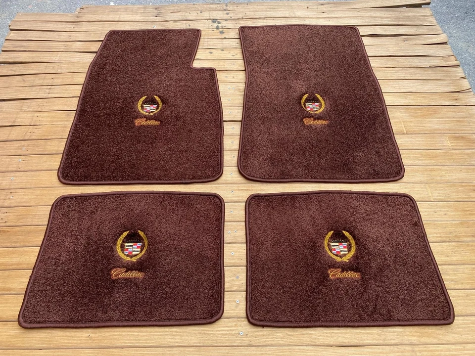Alfombrillas alfombra marrón 4 piezas 1965-70 para Cadillac Deville Foto 2 de 4