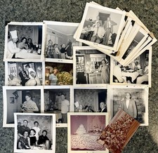 Lot of ca. 30 Vintage Photos Photographs Family Friends Gatherings