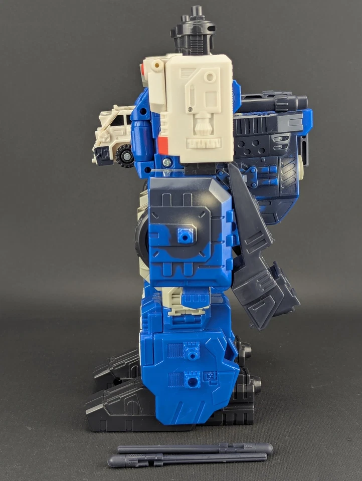 Transformers Energon Ultra Magnus complete Hasbro 2003 Ultra Class Armada - Image 2 of 4