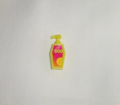 Monster High Draculaura Gloom Beach SPF500 Yellow Suntan Lotion Bottle Accessory