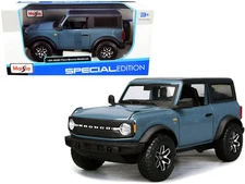 Maisto 1:24 2021 Ford Bronco Badlands Blue with Black Top Diecast Model 31530