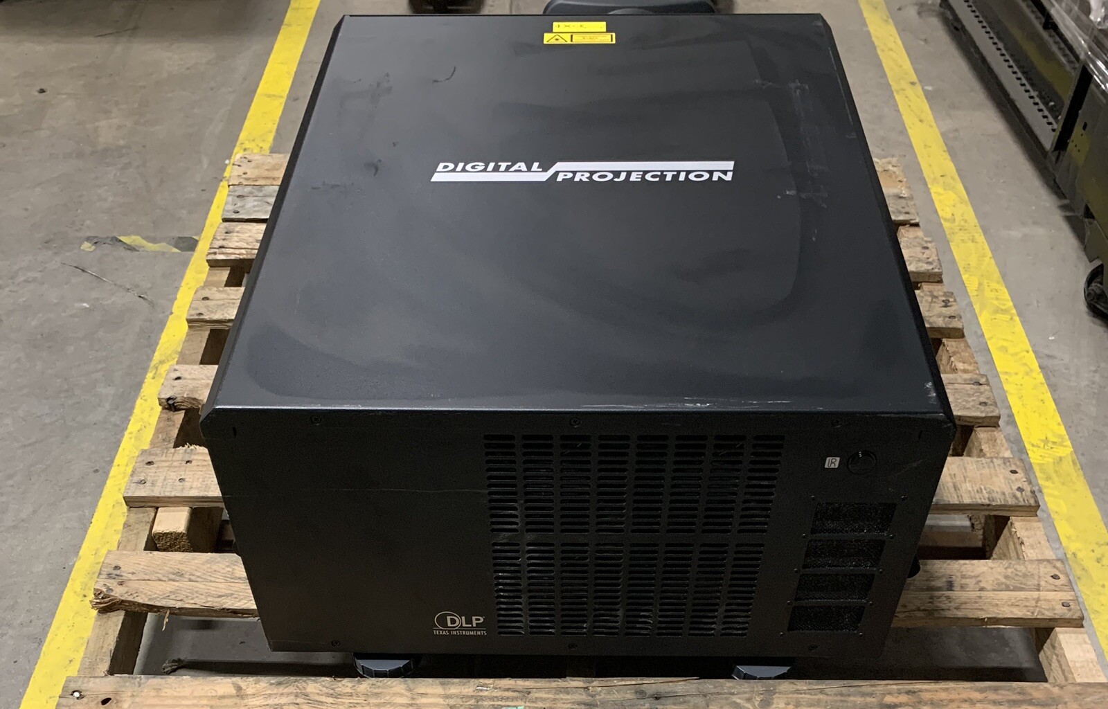 Digital Projection HIGHlite Laser 4KUHD Projector eBay