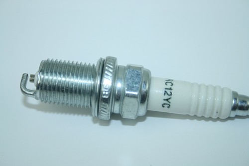 Champion REC12MCC4 Zündkerzen 2 Stück Neu & Originalverpackt - Bild 6 von 6