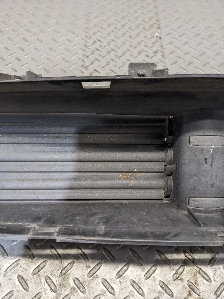 Chrysler 200 2015 2016 2017 obturador de parrilla activo delantero con motor 682002 1140618 Foto 4 de 4