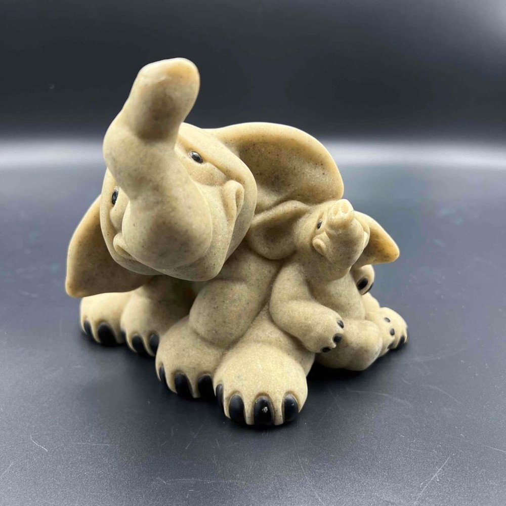 Quarry Critters Echo & Easter Elephants Mother & Child 2001