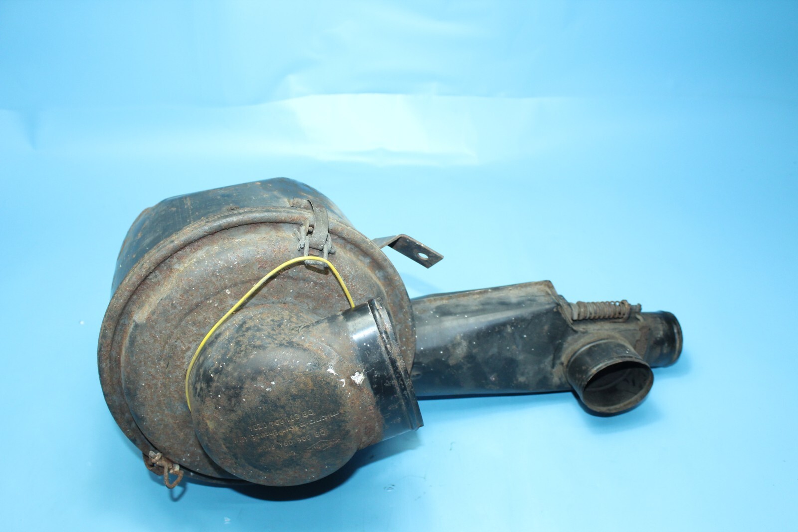 Mercedes-Benz W114 W115 /8 Luftfilterkasten 0060948102 / DB  