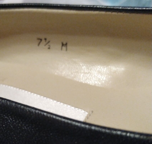 ETIENNE AIGNER Size 7.5 SARAH Heels Leather Made in Spain Block Heel Black FLAW - Picture 5 of 6