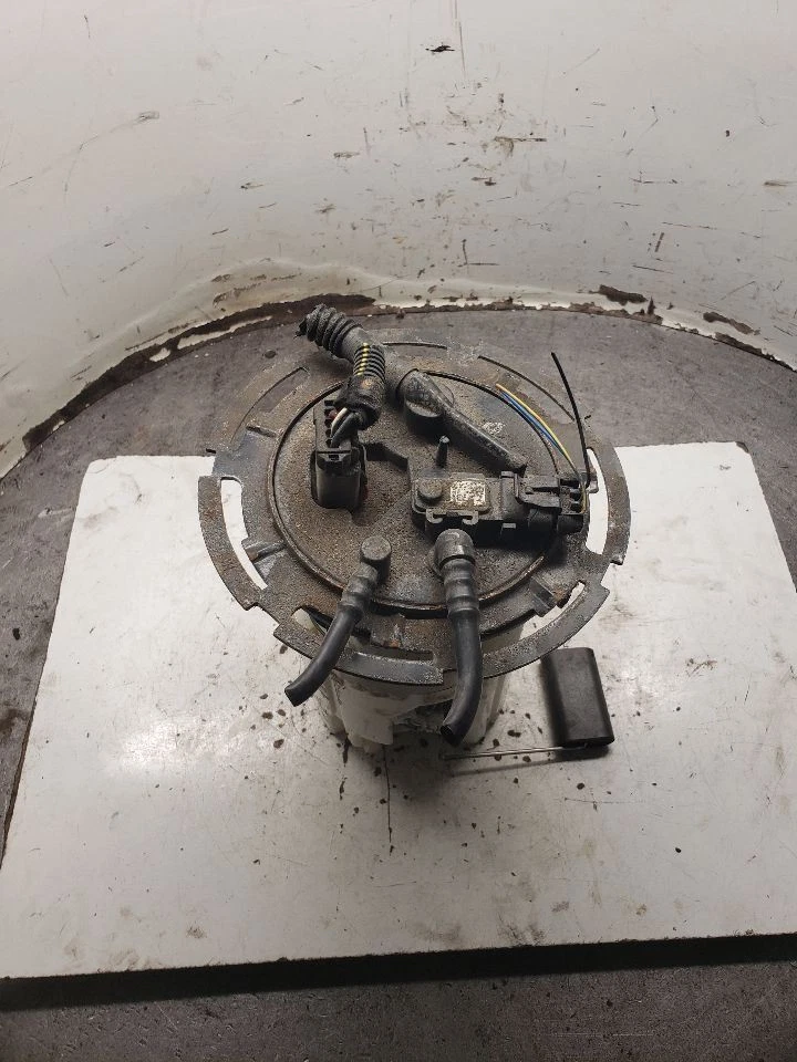 Conjunto de bomba de combustible de 4 cilindros para 03-11 SAAB 9-3 1292047 Foto 2 de 4