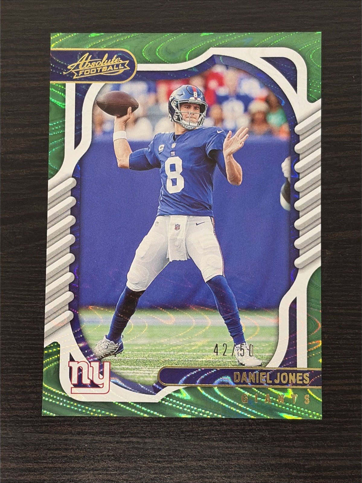 2022 Panini Absolute Green Wave Daniel Jones /50 New York Giants