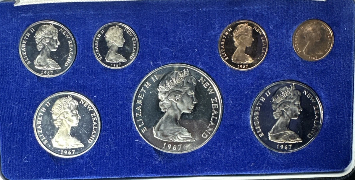 準未使用+ ニュージーランド 1967年 クック船長 10シリング P-158d