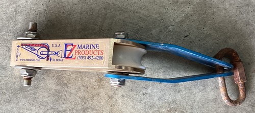 EZ Marine Anchor puller block - anchor-pulling device