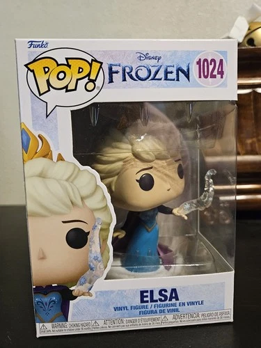 Funko Pop! Vinyl: Disney Frozen Elsa #1024 Figure