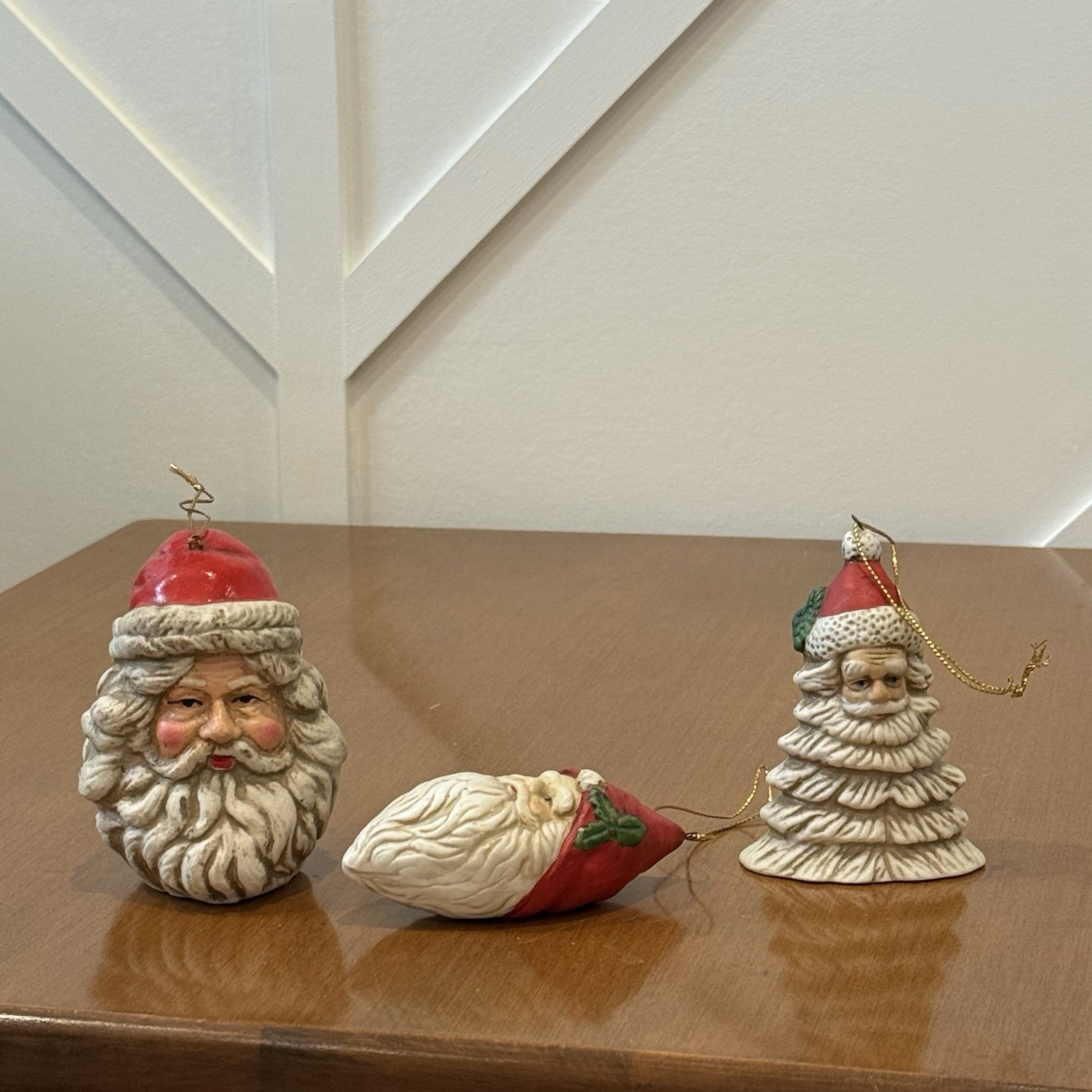 Vtg Porcelain Santa Claus Set Of 3 Heads Ornaments Christmas Decoration